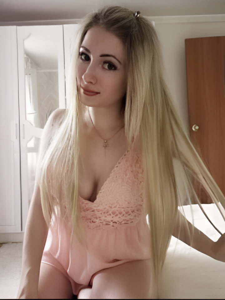 Римма привлекальеная девушка из  цена от 1500 руб