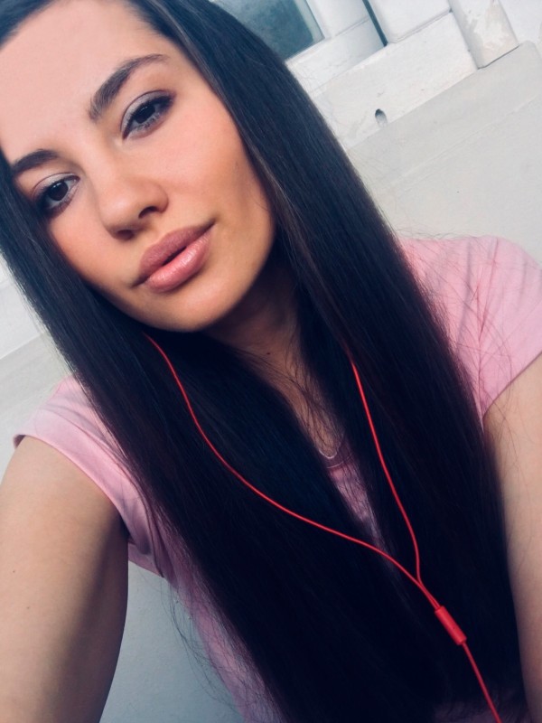 Дарьяна привлекательная девушка из  цена от 3500 руб